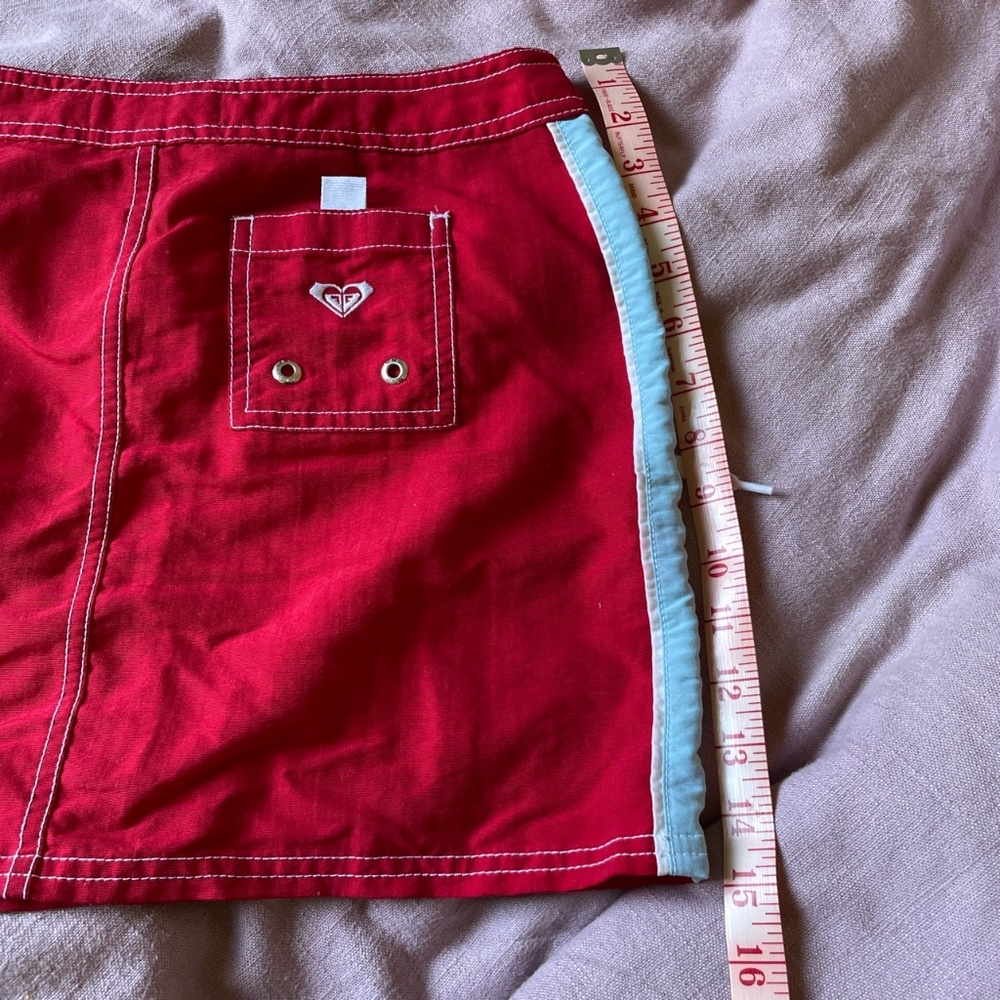 Red Roxy mini skirt - Picture 5 of 5